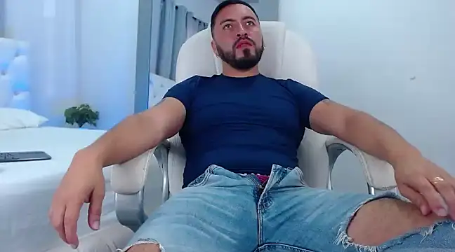 Snapshot of sebastian_colle chatting on 18, 2, 2025 sebastian colle online show from 18, 2, 2025