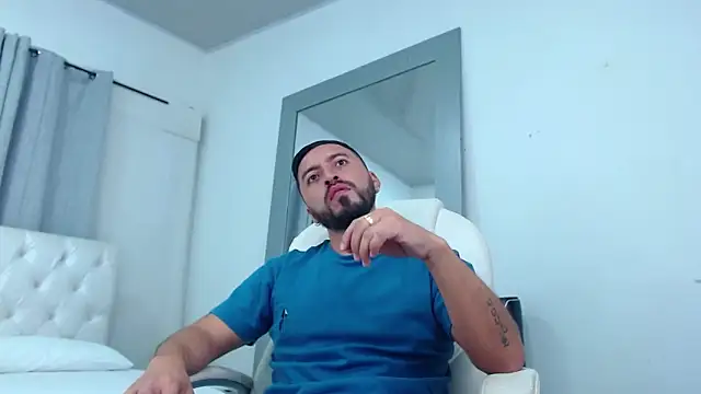 Snapshot of sebastian_colle chatting on 19, 2, 2025 sebastian colle online show from 19, 2, 2025