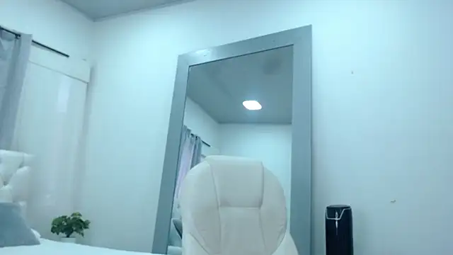 Snapshot of sebastian_colle chatting on 25, 2, 2025 sebastian colle online show from 25, 2, 2025