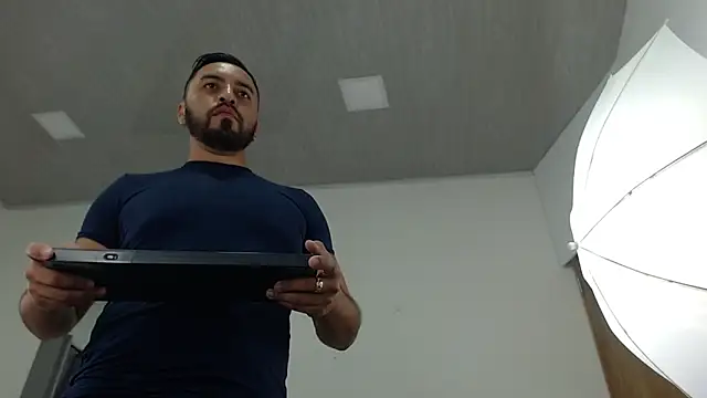 Snapshot of sebastian_colle chatting on 10, 3, 2025 sebastian colle online show from 10, 3, 2025