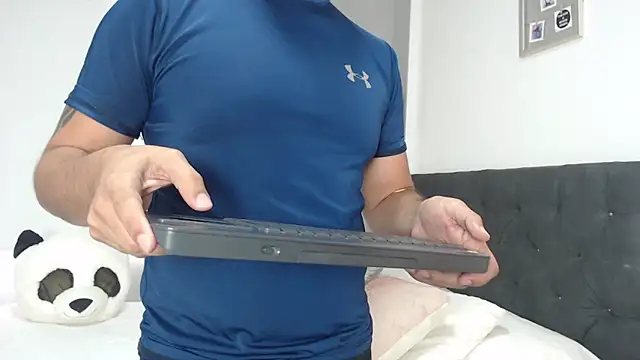 Snapshot of sebastian_colle chatting on 13, 3, 2025 sebastian colle online show from 13, 3, 2025