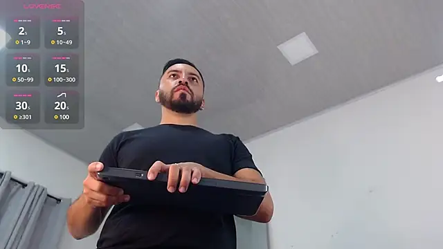 Snapshot of sebastian_colle chatting on 20, 3, 2025 sebastian colle online show from 20, 3, 2025