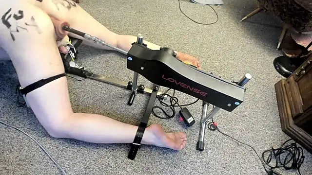 Snapshot of YourToy199 chatting on 18, 10, 2025 YourToy199 online show from 18, 10, 2025