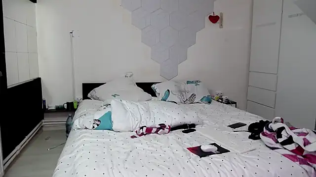 SophieRay92 online show from 22, 3, 2025