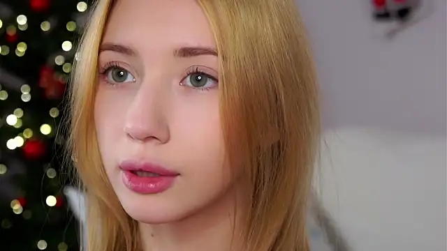 SunnivaCovil online show from 5, 1, 2026