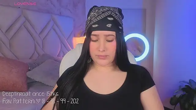 Snapshot of Leaa_Cox chatting on 22, 4, 2026 Leaa Cox online show from 22, 4, 2026
