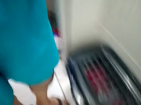 magrinhogostoso696 online show from 27, 10, 2025