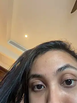 Lucia Brown  online show from 8, 4, 2026