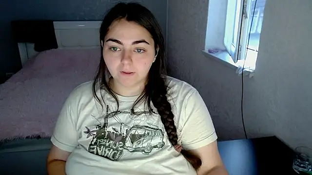 Snapshot of kitsune_8 chatting on 15, 7, 2026 kitsune 8 online show from 15, 7, 2026