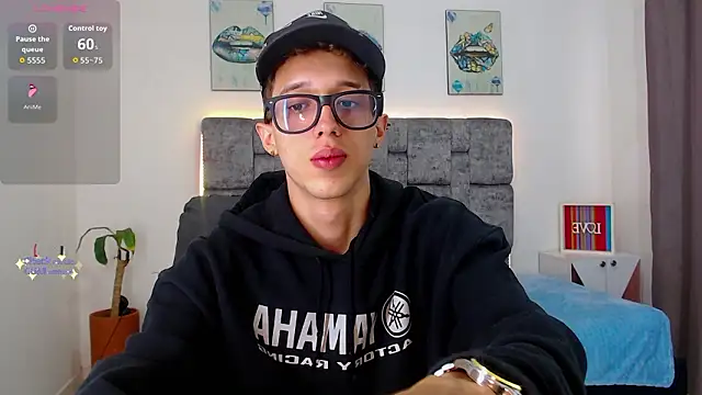 Snapshot of skinny_bigcock02 chatting on 9, 2, 2026 skinny bigcock02 online show from 9, 2, 2026