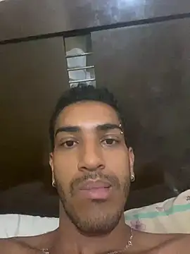 Snapshot of ldkzinnn chatting on 24, 2, 2025 ldkzinnn online show from 24, 2, 2025