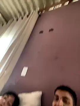 Snapshot of ldkzinnn chatting on 22, 10, 2025 ldkzinnn online show from 22, 10, 2025