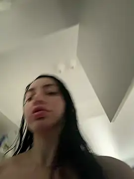 Mia Splash online show from 14, 3, 2026