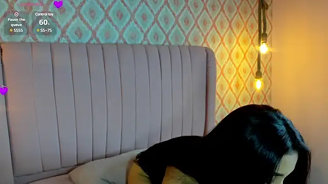 SOPHIATRISTA online show from 1, 3, 2025