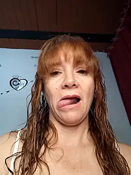 Snapshot of chanel-2025 chatting on 9, 11, 2025 chanel-2025 online show from 9, 11, 2025