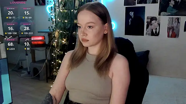 Snapshot of lissallor_ chatting on 5, 3, 2025 lissallor  online show from 5, 3, 2025