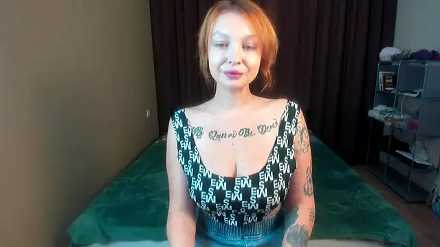 Mystic Doll online show from 8, 11, 2025