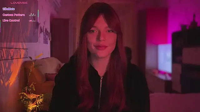 Snapshot of CherryRed_Girl chatting on 6, 2, 2026 CherryRed Girl online show from 6, 2, 2026