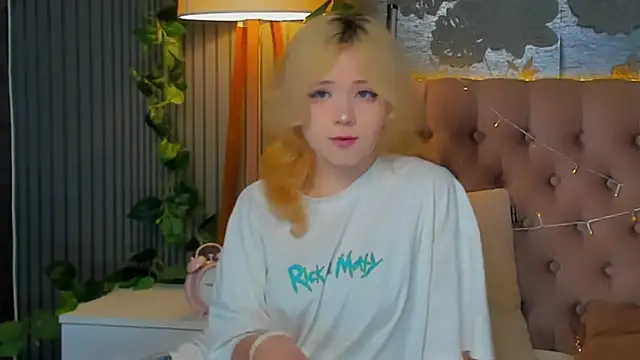 EmilyAngells online show from 25, 2, 2026