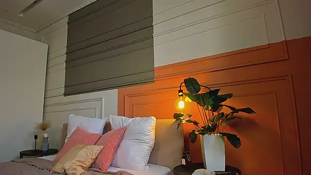  BunnyDollStella  online show from 4, 3, 2025