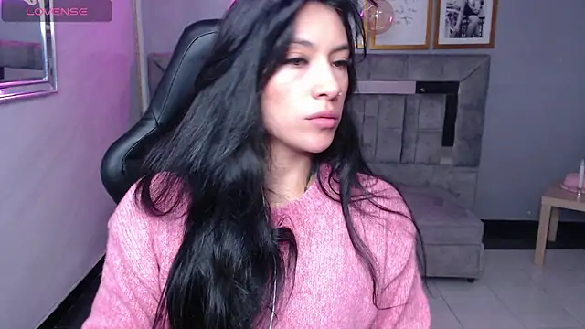 Isabella Collen v online show from 17, 11, 2025