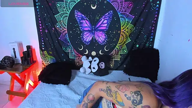 ChloeAllennn online show from 25, 2, 2025