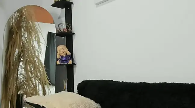 Snapshot of MarianaZapataa chatting on 24, 2, 2025 MarianaZapataa online show from 24, 2, 2025