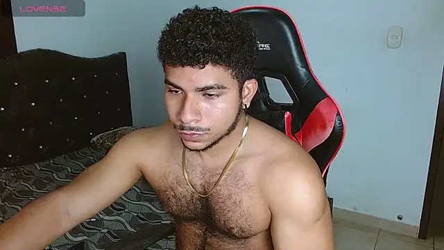 Javier Hot27 online show from 17, 4, 2026