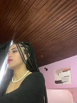 MichelleDiaz Pink online show from 4, 3, 2025