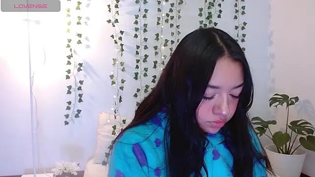 hellokitty  valery online show from 4, 3, 2026