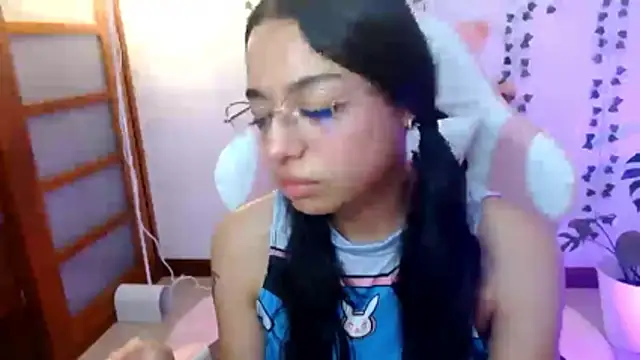 Snapshot of hellokitty__valery chatting on 12, 6, 2026 hellokitty valery online show from 12, 6, 2026