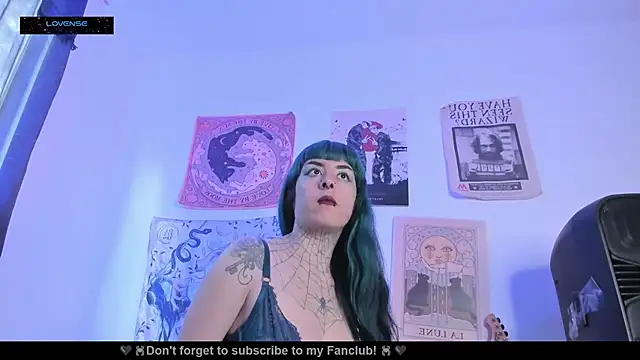 Hisato111 online show from 9, 11, 2025