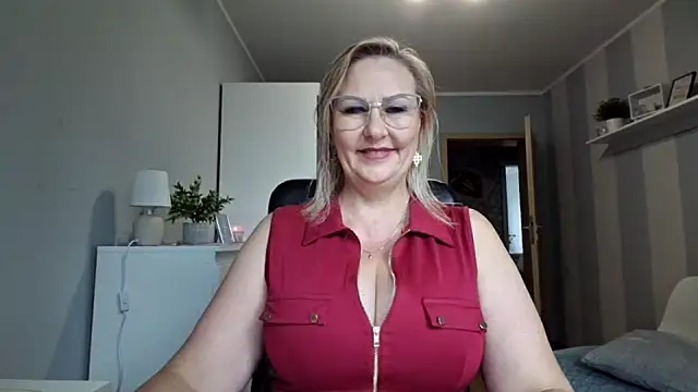 Snapshot of DianaLive chatting on 27, 7, 2026 DianaLive online show from 27, 7, 2026