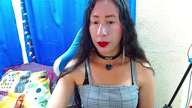 Snapshot of Gia_leinn chatting on 17, 4, 2026 Gia leinn online show from 17, 4, 2026
