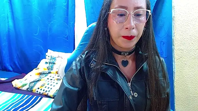 Snapshot of Gia_leinn chatting on 8, 5, 2026 Gia leinn online show from 8, 5, 2026