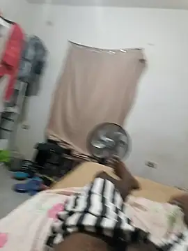 Snapshot of douglassilvadls chatting on 22, 3, 2025 douglassilvadls online show from 22, 3, 2025