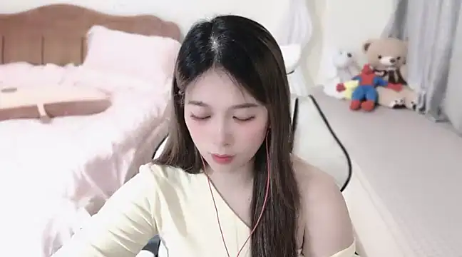 Snapshot of Rose-168 chatting on 15, 3, 2025 Rose-168 online show from 15, 3, 2025