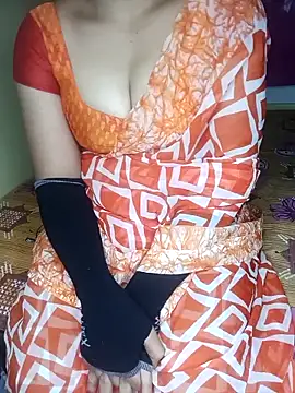 Snapshot of geetha_telugu_kan277 chatting on 30, 10, 2025 geetha telugu kan277 online show from 30, 10, 2025