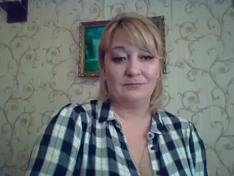 ArielXLoveresss online show from 6, 3, 2025