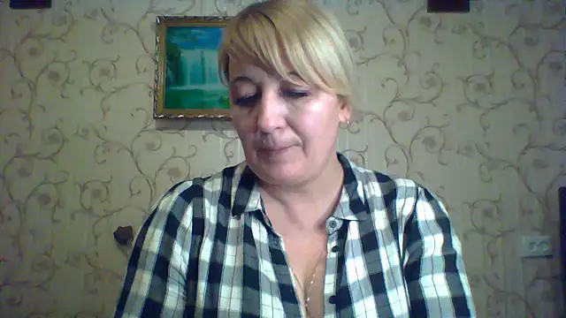 ArielXLoveresss online show from 8, 3, 2025