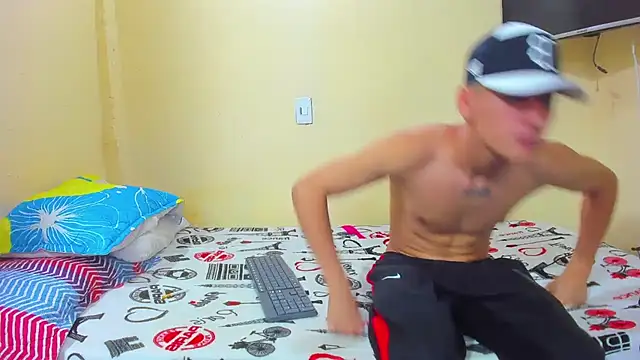 Snapshot of Ixchell_dewei chatting on 18, 9, 2025 Ixchell dewei online show from 18, 9, 2025