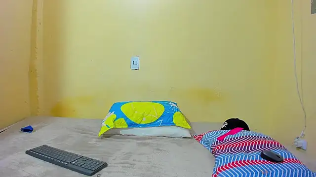 Snapshot of Ixchell_dewei chatting on 27, 9, 2025 Ixchell dewei online show from 27, 9, 2025