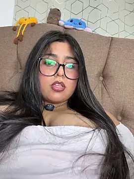 Snapshot of virginbrunette99 chatting on 9, 5, 2026 virginbrunette99 online show from 9, 5, 2026