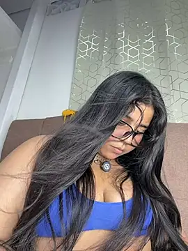 Snapshot of virginbrunette99 chatting on 5, 6, 2026 virginbrunette99 online show from 5, 6, 2026