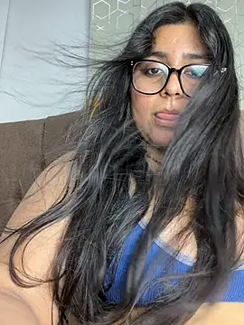 Snapshot of virginbrunette99 chatting on 6, 6, 2026 virginbrunette99 online show from 6, 6, 2026