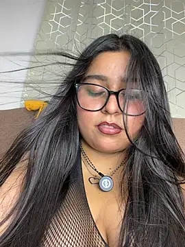 Snapshot of virginbrunette99 chatting on 17, 6, 2026 virginbrunette99 online show from 17, 6, 2026