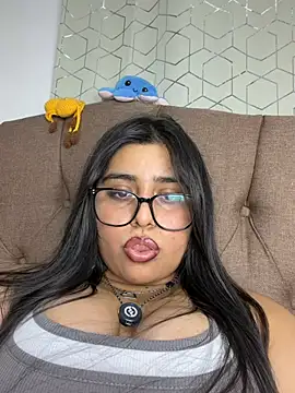 Snapshot of virginbrunette99 chatting on 20, 6, 2026 virginbrunette99 online show from 20, 6, 2026