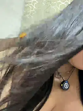 Snapshot of virginbrunette99 chatting on 7, 7, 2026 virginbrunette99 online show from 7, 7, 2026