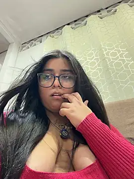 Snapshot of virginbrunette99 chatting on 8, 7, 2026 virginbrunette99 online show from 8, 7, 2026