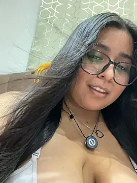Snapshot of virginbrunette99 chatting on 13, 7, 2026 virginbrunette99 online show from 13, 7, 2026
